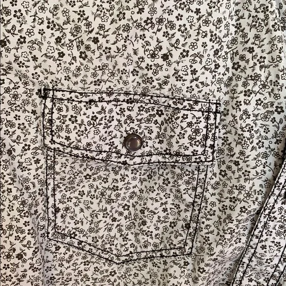 Men’s button up size medium - Picture 3 of 8